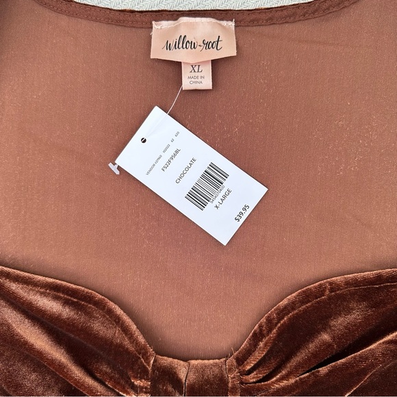Willow & Root velvet sweetheart crop top - Picture 5 of 5